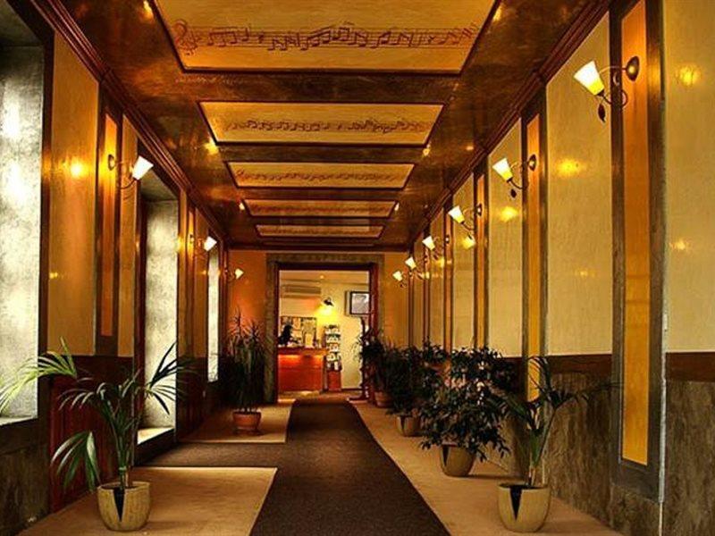 Hotel Nabucco Prague Exterior photo